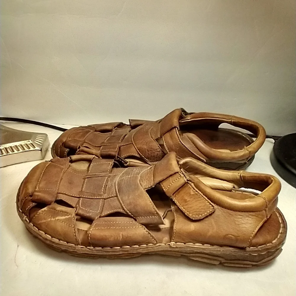 Born Cabot III Fisherman Brown Leather Closed Toe Casual Sandals Men's